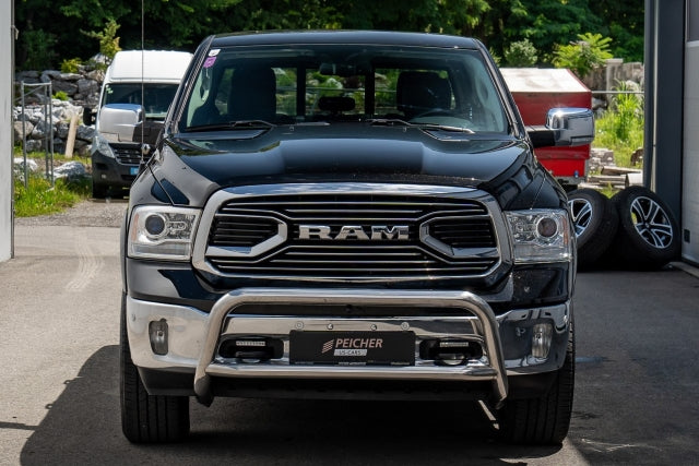 Front view of a Dodge Ram gen. 4 with a stainless steel bullbar