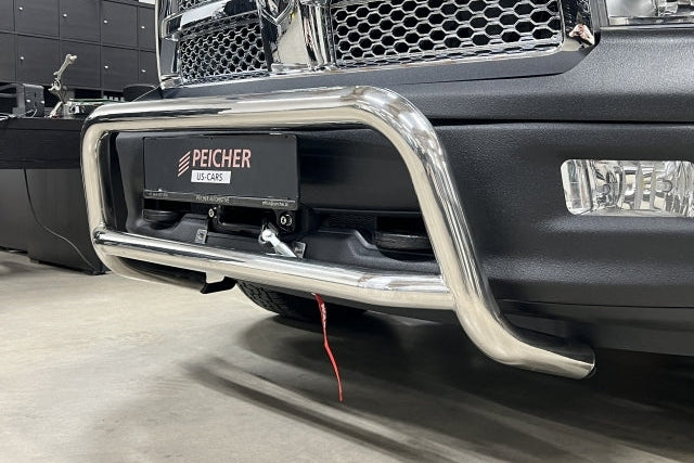 Zoomed image of a stainless steel bullbar fitted to a Dodge Ram